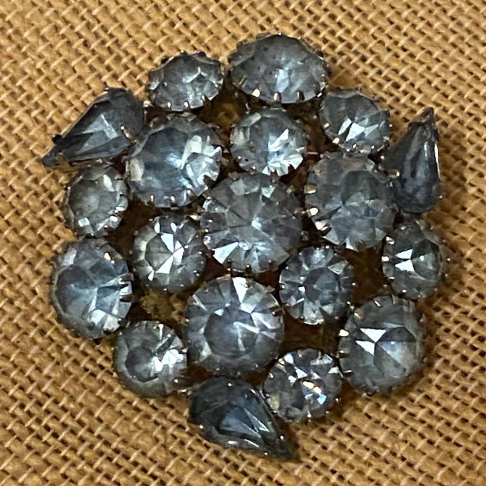 Vintage Elegant Blue Crystal Brooch